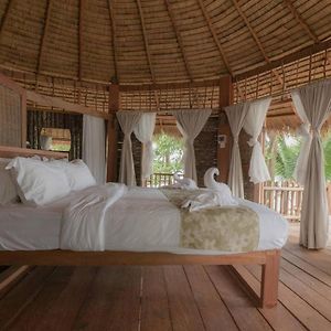 One-Bedroom Bungalow
